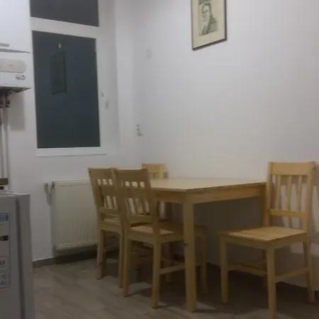 Apartamento Bucharest Old City Apartment